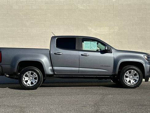 Certified 2022 Chevrolet Colorado LT image 3