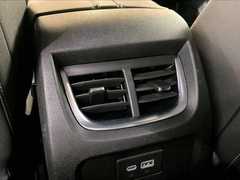 Used 2024 Chevrolet Blazer LT w/ LPO, Floor Liner Package FWD image 11