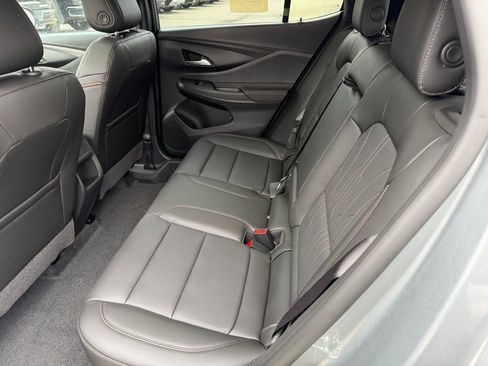 New 2026 Buick Envista Avenir image 9