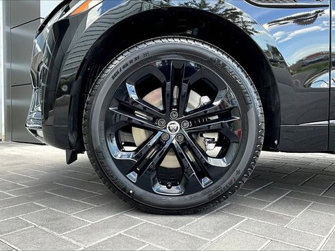 New 2026 Jaguar F-PACE R-Dynamic S image 12