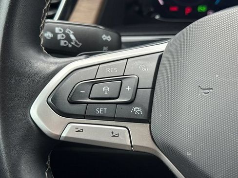 Used 2024 Volkswagen Atlas SE FWD image 24