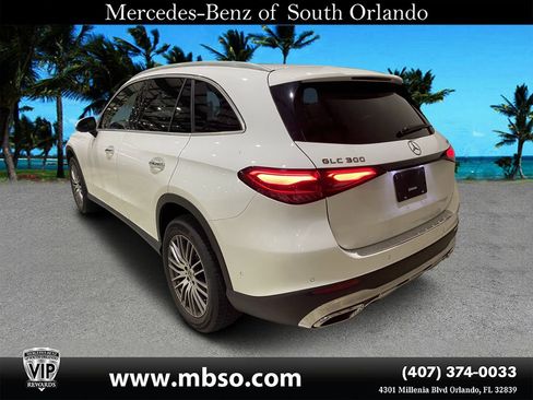 Used 2024 Mercedes-Benz GLC 300 4MATIC image 18