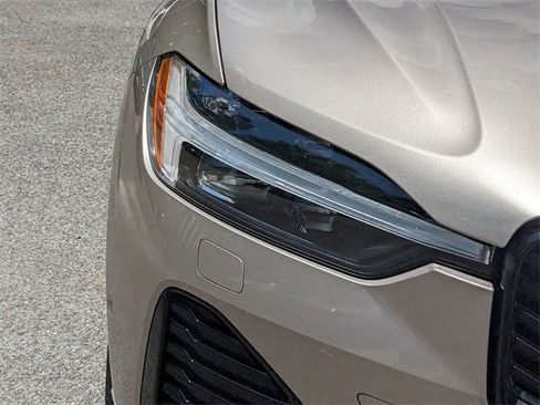 New 2026 Volvo XC60 B5 Plus w/ Protection Package Premier image 10