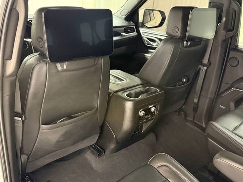Used 2021 GMC Yukon XL Denali w/ Denali Ultimate Package RWD image 28