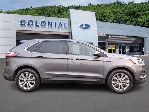 Certified 2023 Ford Edge Titanium AWD/4WD image 7