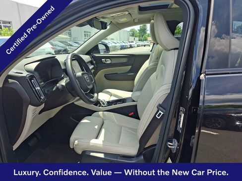 Certified 2023 Volvo XC40 B5 Plus w/ Climate Package AWD/4WD image 14