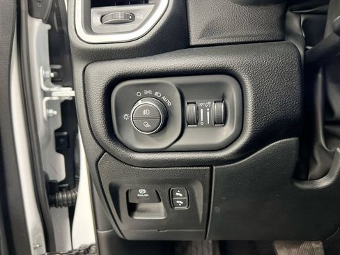 New 2026 RAM 1500 Big Horn AWD/4WD image 19