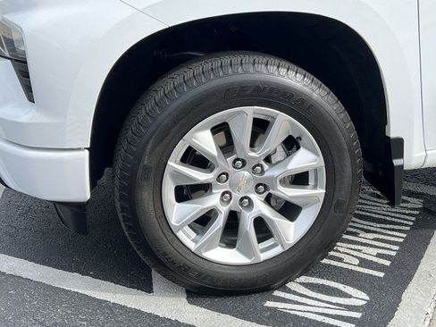 Used 2024 Chevrolet Silverado 1500 Custom w/ LPO, Dark Essentials Package image 32