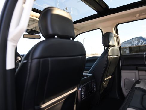 Used 2020 Ford F250 Limited image 18