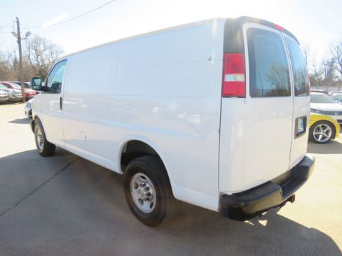 Used 2013 Chevrolet Express 2500 w/ Power Package image 7