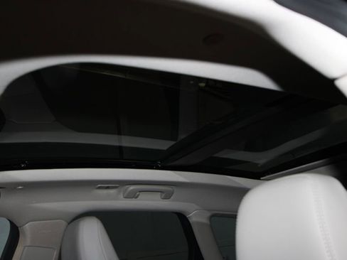 Used 2025 Lincoln Corsair Grand Touring w/ Towing Package image 20