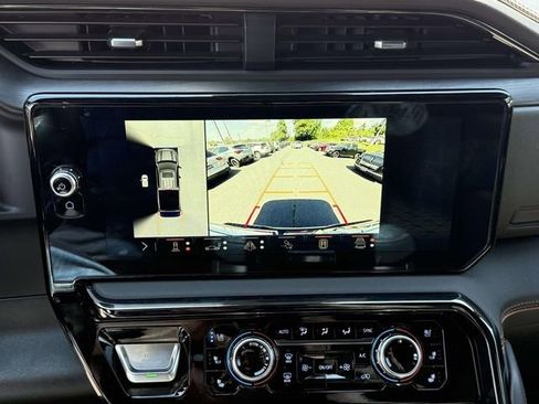 Certified 2024 GMC Sierra 1500 AT4 w/ AT4 Preferred Package AWD/4WD image 15