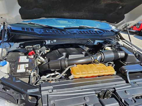 Used 2017 Ford F150 Lariat image 15