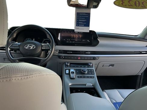 Used 2023 Hyundai Palisade SEL w/ Premium Package image 6