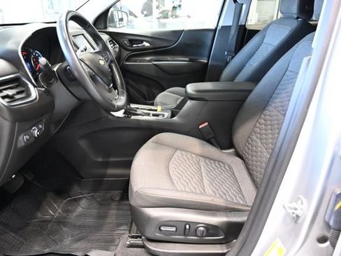 Used 2021 Chevrolet Equinox LT image 9