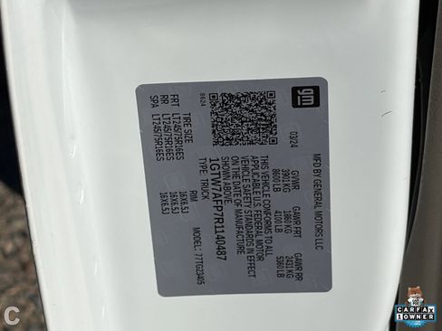 Used 2024 GMC Savana 2500 w/ Driver Convenience Package image 32