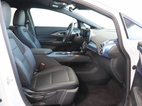 Certified 2024 Chevrolet Equinox EV LT w/ LPO, Blackout Package FWD image 19