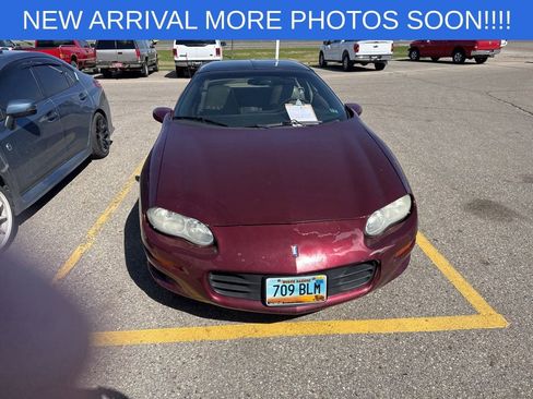 Used 2001 Chevrolet Camaro LT w/ Preferred Equipment Group 1 RWD image 2