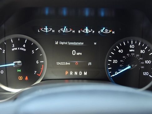 Used 2021 Ford Expedition XLT RWD image 26