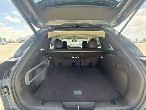 Used 2014 Jeep Cherokee Trailhawk w/ Technology Group AWD/4WD image 23