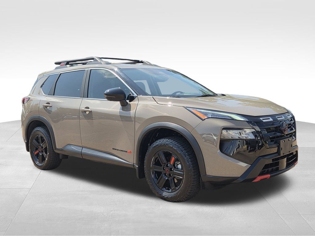 Used 2025 Nissan Rogue SV w/ Rock Creek Premium Package AWD/4WD image 4