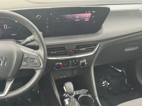 Used 2025 Buick Encore GX Preferred image 21
