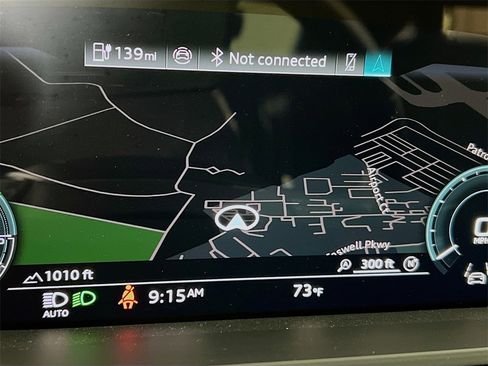 Used 2024 Audi Q8 e-tron Prestige image 16