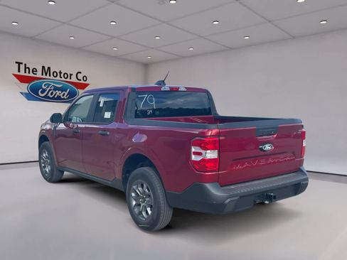 New 2025 Ford Maverick XLT w/ XLT Luxury Package FWD image 13