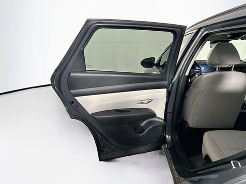 Used 2025 Hyundai Tucson SEL AWD/4WD image 24