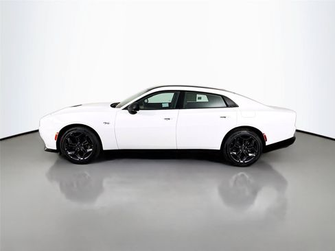 New 2026 Dodge Charger R/T AWD/4WD image 8