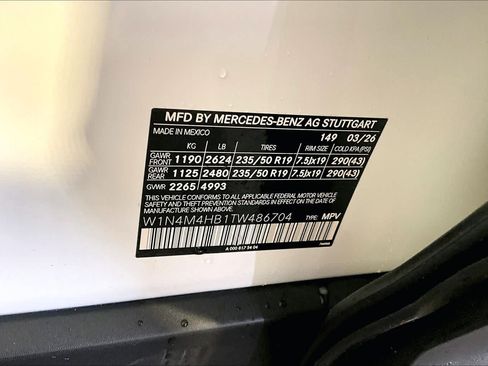 New 2026 Mercedes-Benz GLB 250 4MATIC image 12