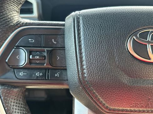 Used 2024 Toyota Tacoma TRD Off-Road image 18