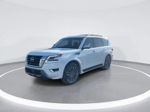 Used 2024 Nissan Armada Platinum w/ Captain's Chairs Package image 4