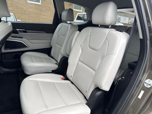 Used 2020 Kia Telluride S image 20