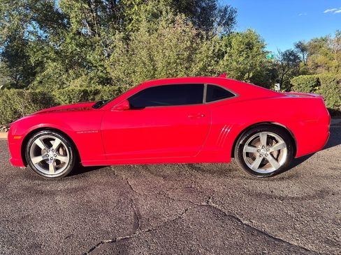 Used 2013 Chevrolet Camaro SS w/ RS Package RWD image 8
