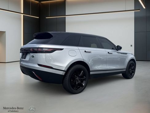 Used 2023 Land Rover Range Rover Velar S AWD/4WD image 4