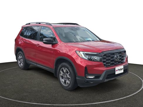 Used 2023 Honda Passport TrailSport image 8