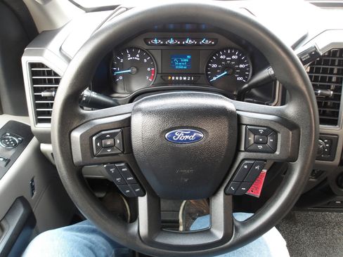 Used 2021 Ford F250 XL w/ Power Equipment Group image 12