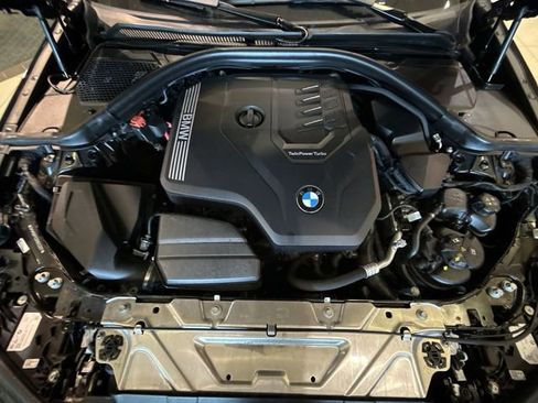 Used 2024 BMW 330i Sedan w/ M Sport Package RWD image 27