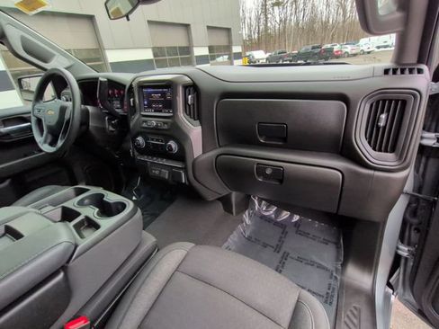 Used 2024 Chevrolet Silverado 1500 Custom image 28