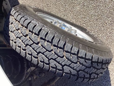 Used 2022 Ford F250 XL w/ Power Equipment Group image 13