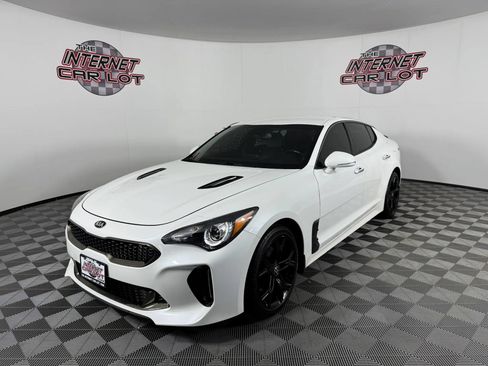 Used 2021 Kia Stinger GT-Line RWD image 3