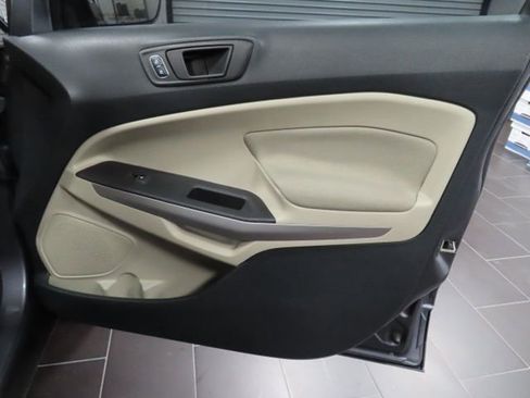 Used 2019 Ford EcoSport S image 11
