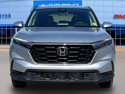 Used 2025 Honda CR-V EX image 2
