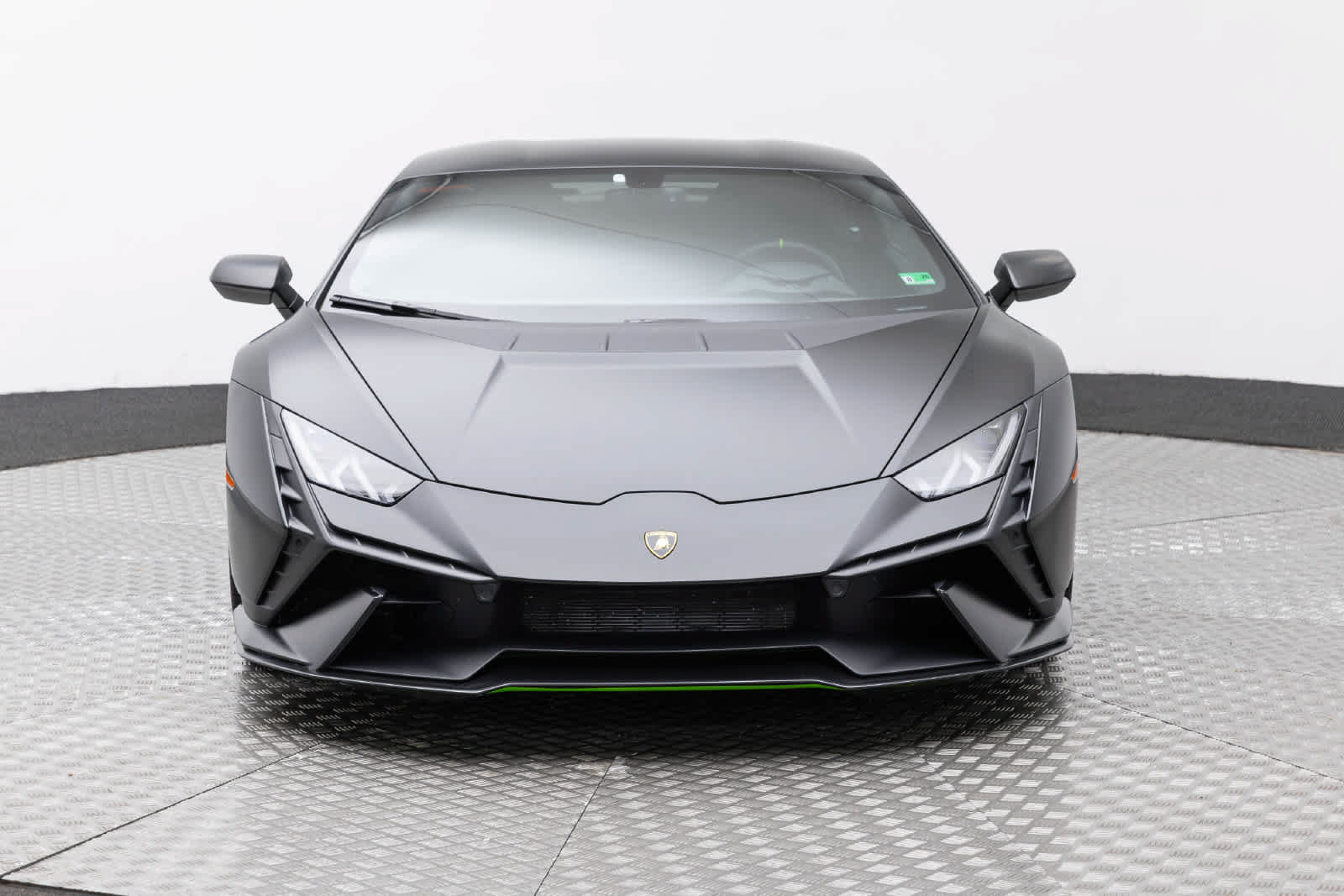 Used 2023 Lamborghini Huracan Tecnica RWD image 6
