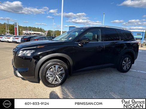 New 2025 Nissan Pathfinder SL w/ Lighting Package (N92) image 16