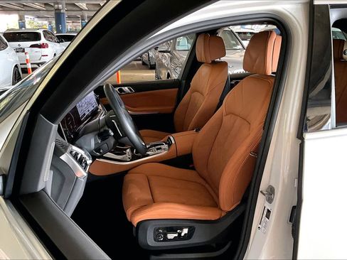 Certified 2026 BMW X5 sDrive40i image 7