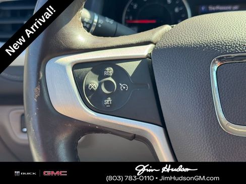 Used 2020 GMC Acadia SLT image 29