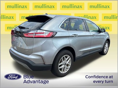 Used 2024 Ford Edge SEL AWD/4WD image 2
