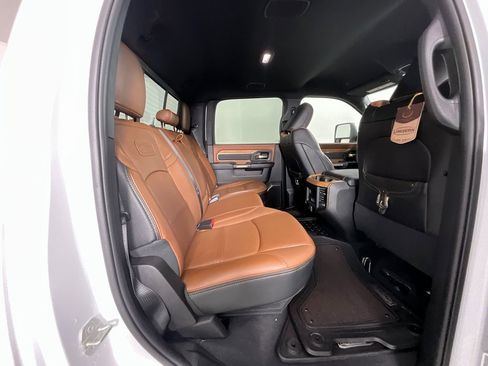 Used 2024 RAM 3500 Limited w/ Towing Technology Group image 23